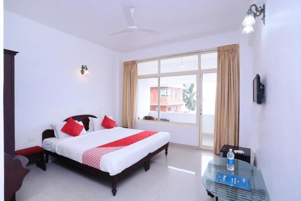Swapnatheeram Beach Resort Kovalam Exterior photo